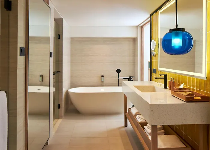 Voco Bali By Ihg 4* Seminyak (Bali)